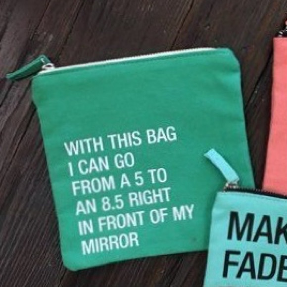 new ✦ From a 5 to an 8.5 ✦ Makeup Pouch ✦ - Picture 2 of 9